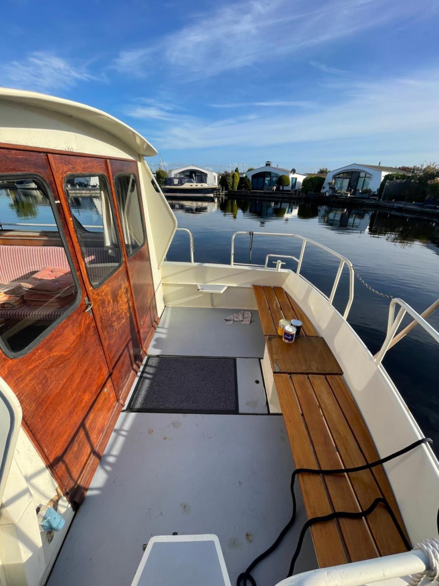 Suesses Motorboot - Bremen Ueberseestadt Екстериор снимка